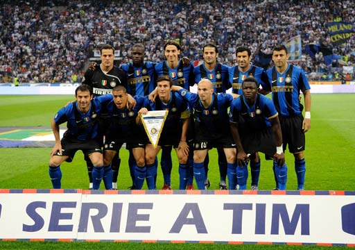 篮球勇士球星单场命中三分刷新纪录（勇士球星单场三分命中数改写纪录）