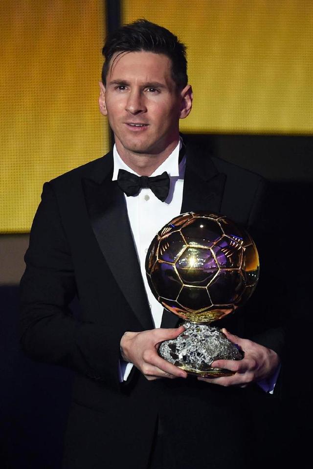 吕迪格：我的康复进程进入最后阶段，很快就会重返赛场（吕迪格：康复已接近尾声，回归赛场指日可待）