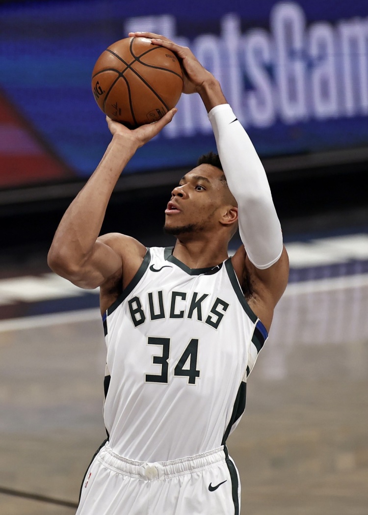 阿森西奥：在皇马的大伤让我产生了挫败感，需要求助心理医生（阿森西奥：皇马时期重伤让我深感挫败，因此求助心理医生）