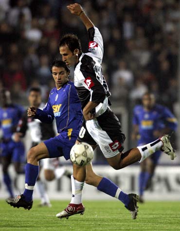 意媒：布雷默和鲁加尼今日参与全队合练，弗拉霍维奇在旁观看（意媒：布雷默、鲁加尼今随队合练，弗拉霍维奇场边观战）