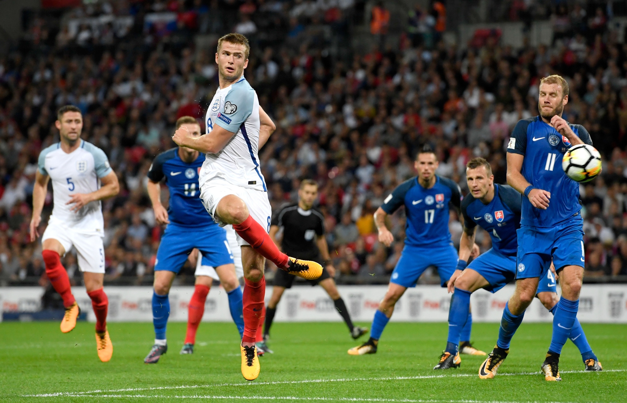 IG官方：辅助选手Jwei加入队伍（IG官宣：辅助位选手Jwei正式加盟）