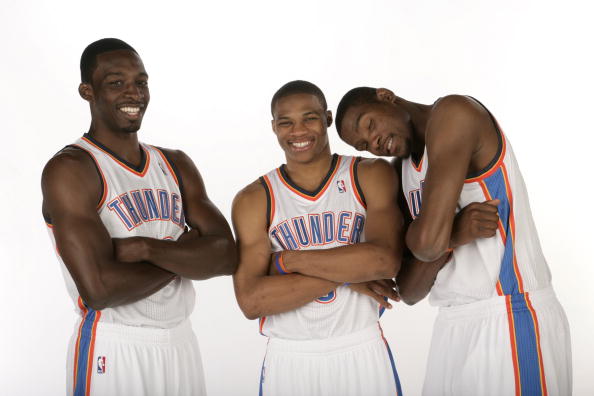 英超第15轮：B费2射1传姆伯莫芒特破门 曼联4-1狼队（英超第15轮：B费梅开二度并送助攻，姆伯莫与芒特破门，曼联4-1大胜狼队）