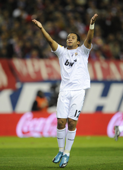 马卡：因负面争议，博阿滕在巴萨进行教练课程时遭球迷批评