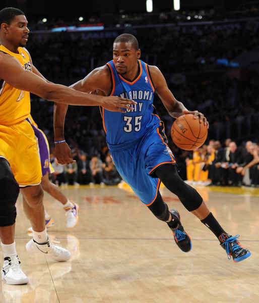 TA：从荆棘中走出坚实一步，德国队晋级之路亦是信心重建之路（TA：冲破荆棘迈出稳健一步，德国队的晋级之路亦是信心重塑之旅）