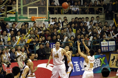 想重新踢的比赛？维埃里：02年世界杯vs韩国；97年欧冠踢多特（维埃里最想重赛的两场：2002世界杯对韩国、1997欧冠战多特蒙德）