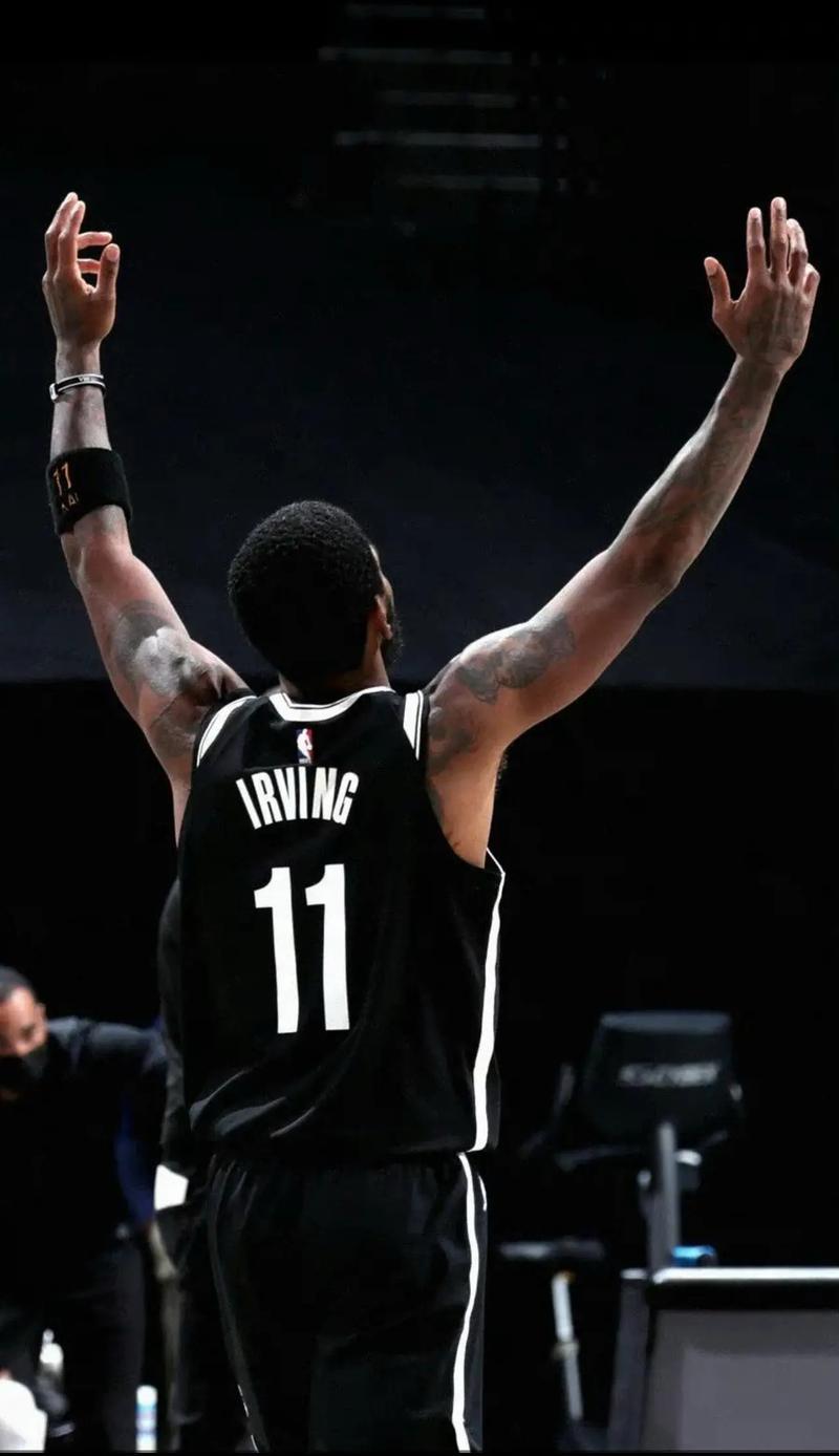 阿尔巴尼亚中场：比赛70分钟内，我们与英格兰的水平不相上下（阿尔巴尼亚中场：前70分钟我们与英格兰旗鼓相当）