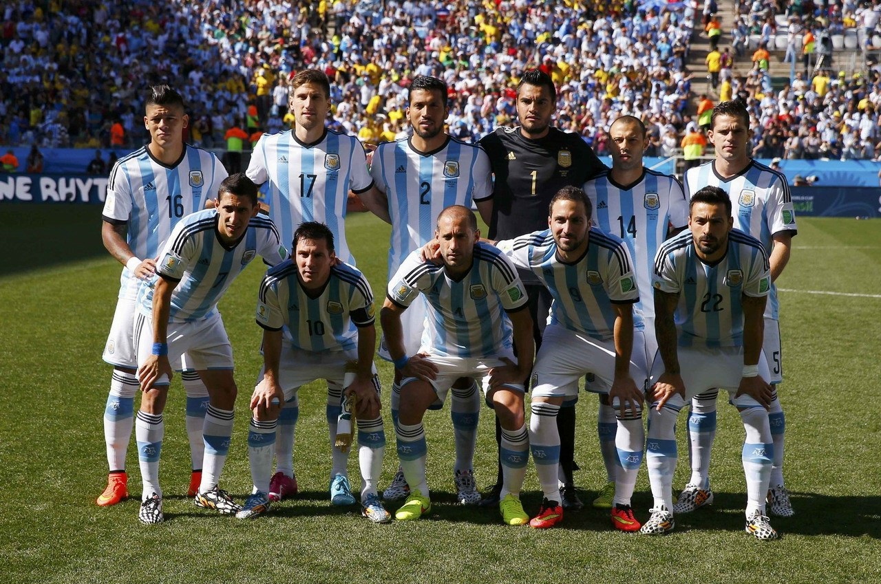 篮球湖人核心球员防守数据提升（湖人核心球员防守数据上扬）