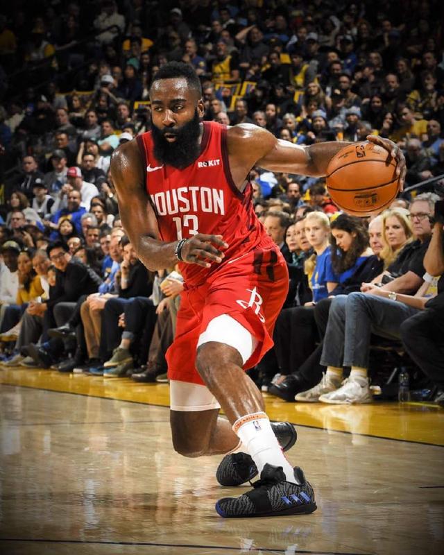 型男四连拍！📷（魅力型男四连拍来袭📷）