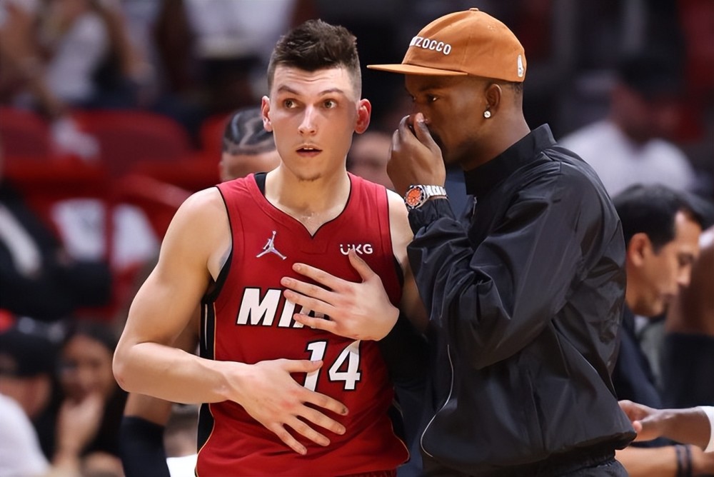 CBA比赛精彩瞬间：深圳队绝杀广东,（深圳压哨绝杀广东：CBA上演惊险一幕）